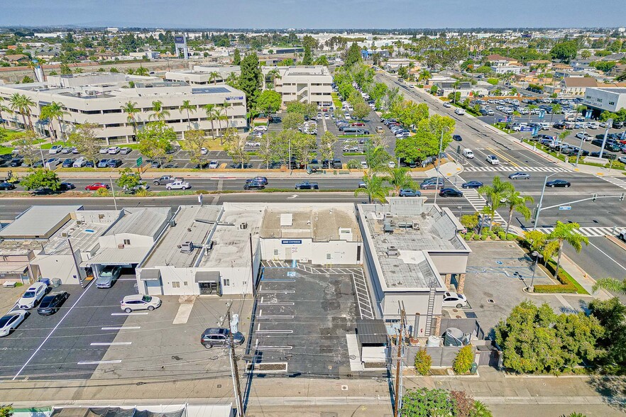 More Photos Of 6262 Beach Blvd, Buena Park Office Residential For Sale
