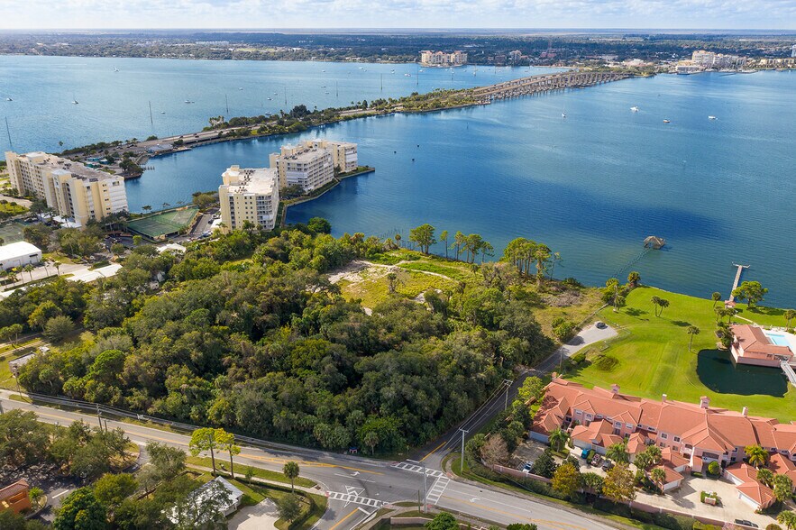 More Photos Of N Tropical Trl, Merritt Island Land For Sale