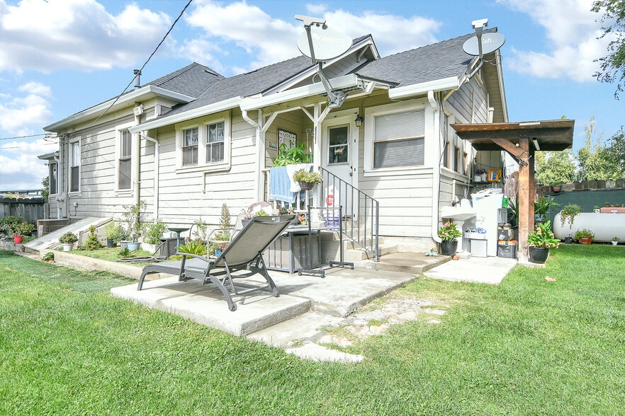 More Photos Of 310 Sandy Ln, Oakley Manufacturing For Sale