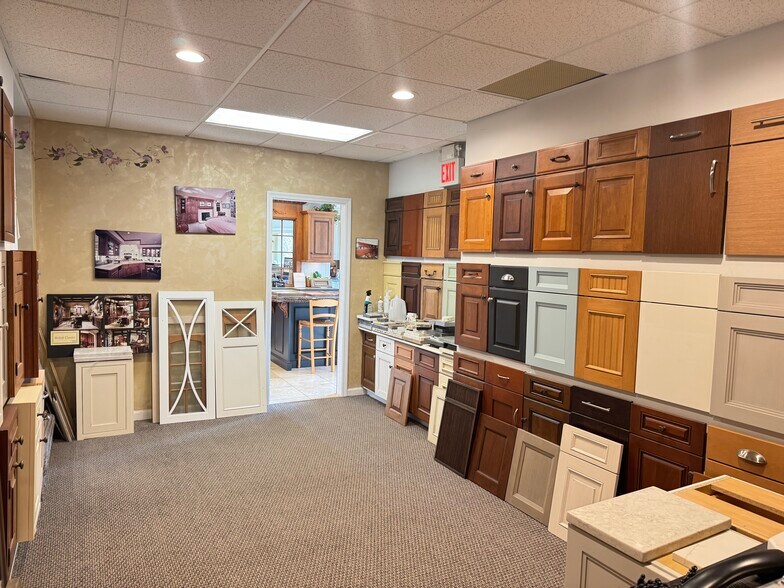 More Photos Of 126 Mount Bethel Rd, Warren Light Manufacturing For Sale