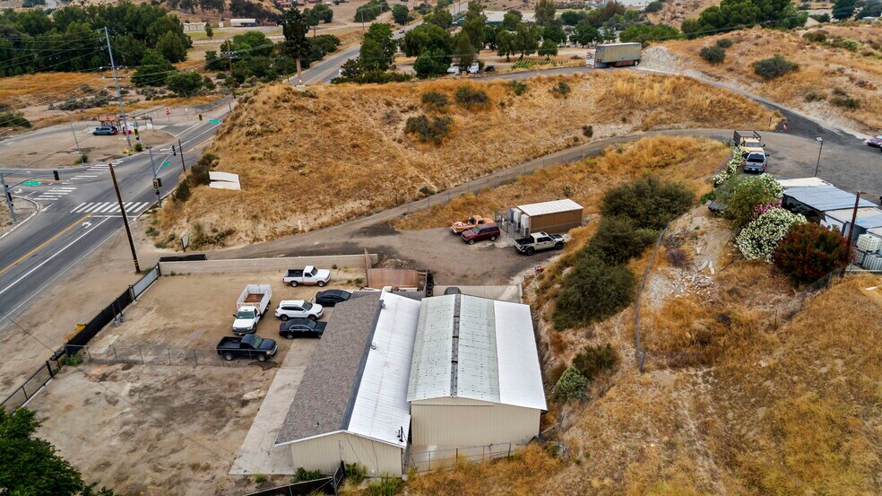 More Photos Of 16280 Sierra Hwy, Santa Clarita Land For Lease