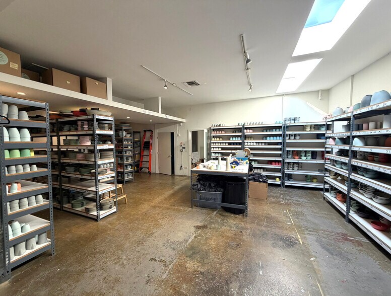 More Photos Of 8216 W 3rd St, Los Angeles Storefront For Lease