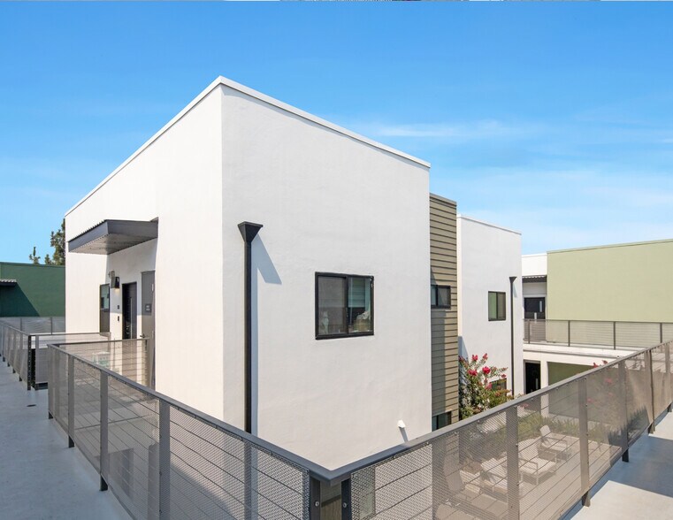 More Photos Of 1300 W Mission Blvd, Pomona Apartments For Sale