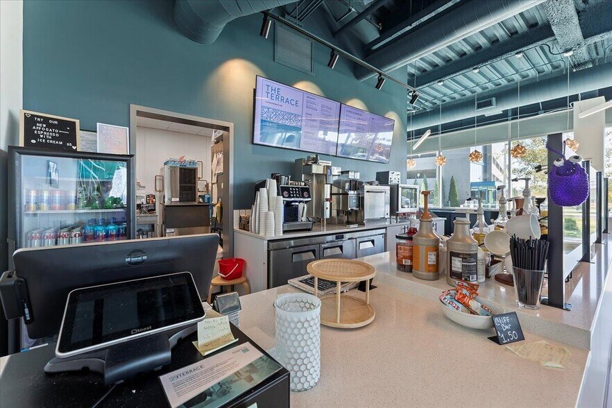 More Photos Of 4201 Rivers Edge Pky, Council Bluffs Office For Lease