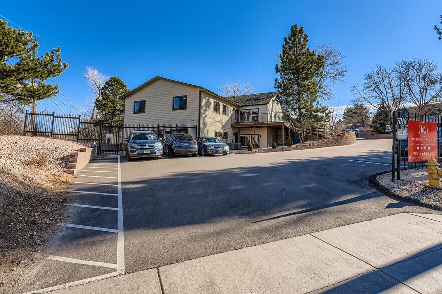 More Photos Of 7018 S Prince St, Littleton Schools For Sale