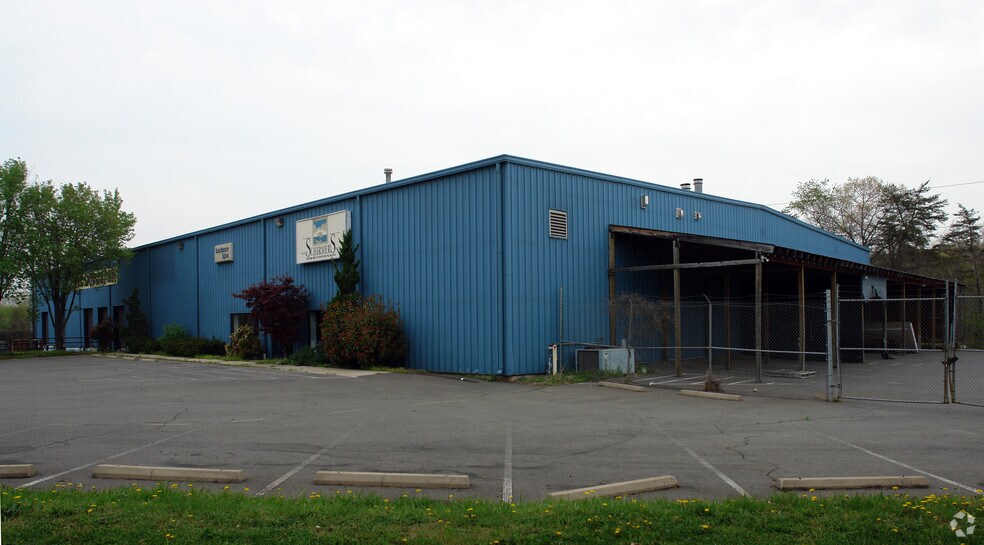 More Photos Of 9208 Enterprise Ct, Manassas Park Warehouse For Sale