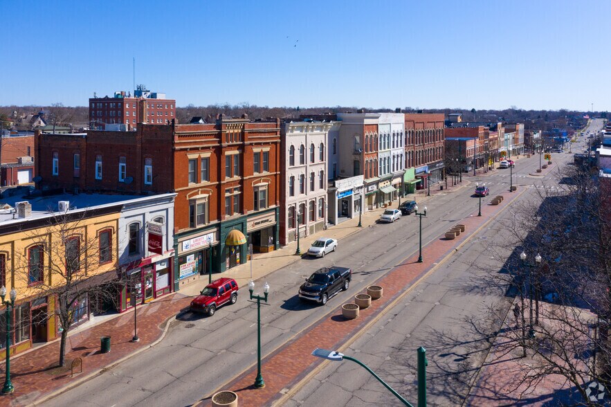 More Photos Of 224-226 W Michigan Ave, Ypsilanti Storefront Retail Residential For Lease