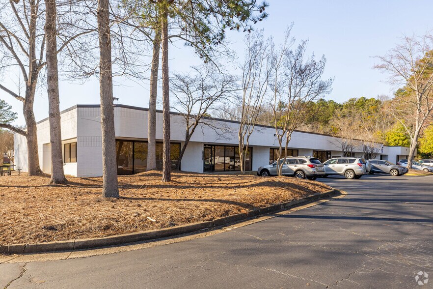 Primary Photo Of 810 Franklin Ct SE, Marietta Unknown For Lease