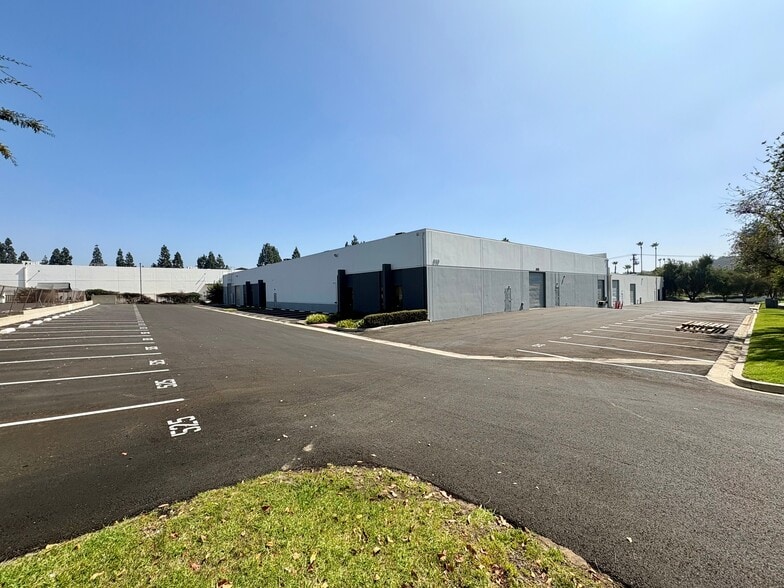 More Photos Of 519-525 W Terrace Dr, San Dimas Warehouse For Sale