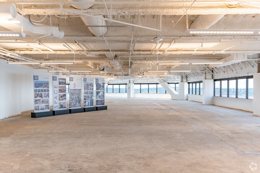 Photo of 24th Floor Ste 2400