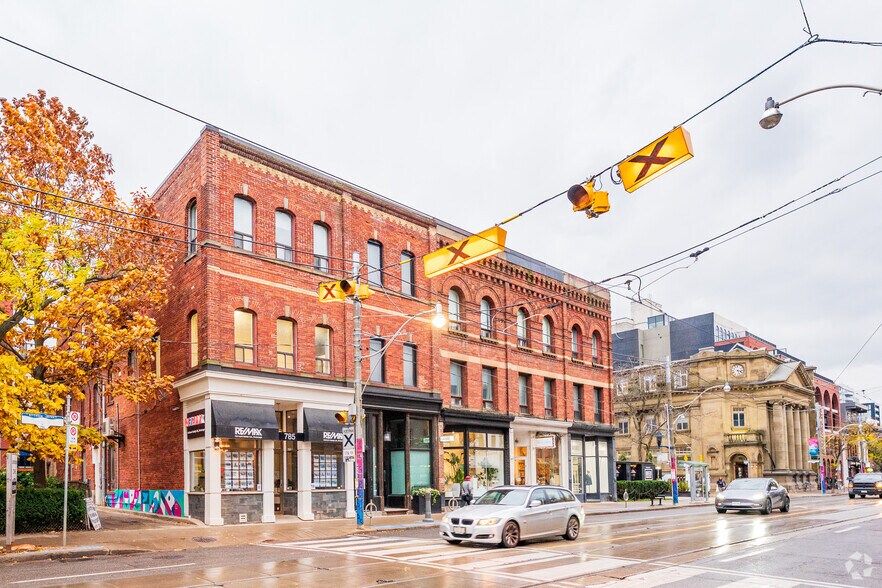 Primary Photo Of 781 Queen St E, Toronto Storefront Retail Residential For Sale