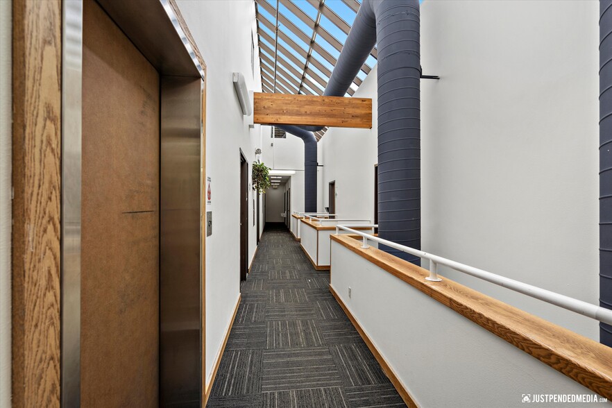 More Photos Of 1227 W 9th Ave, Anchorage Office Residential For Sale