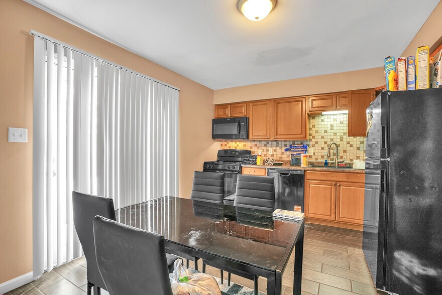More Photos Of 2573-2581 Parkview Street, Portage Multifamily For Sale