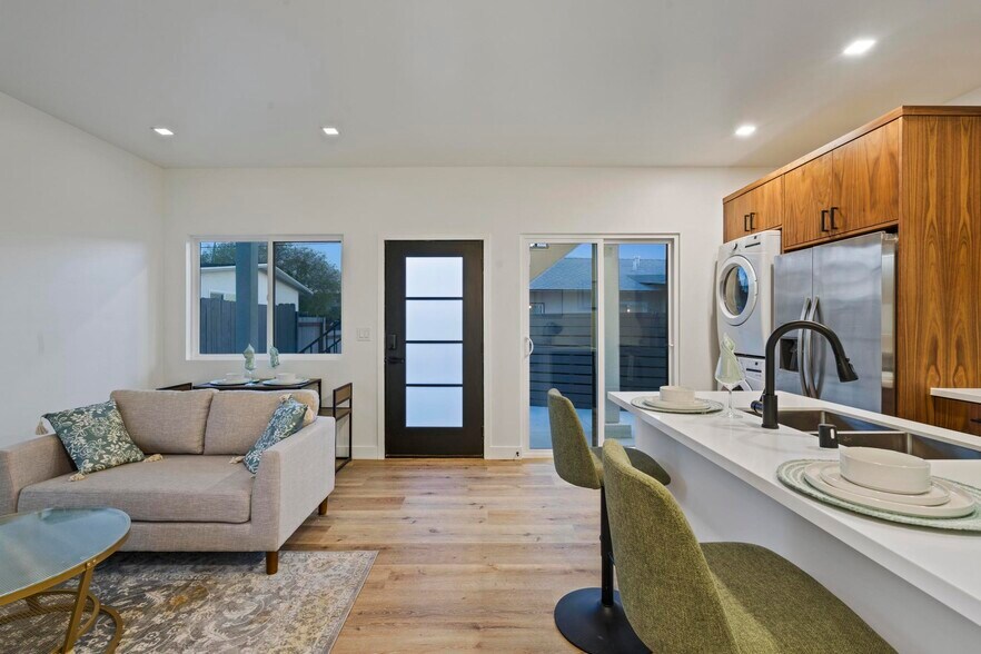 More Photos Of 3580 Hatteras Ave, San Diego Apartments For Sale