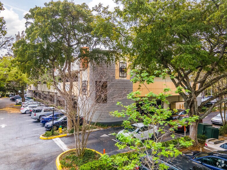 More Photos Of 350 Fairway Dr, Deerfield Beach Unknown For Lease