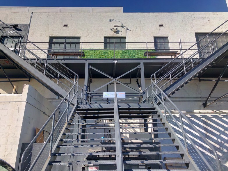 More Photos Of 8800 Wilshire Blvd, Beverly Hills Office For Lease