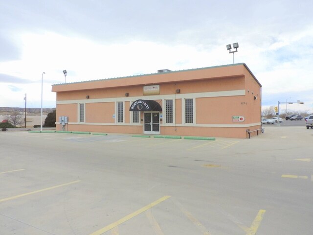 More Photos Of 933 W Main St, Farmington Restaurant For Sale