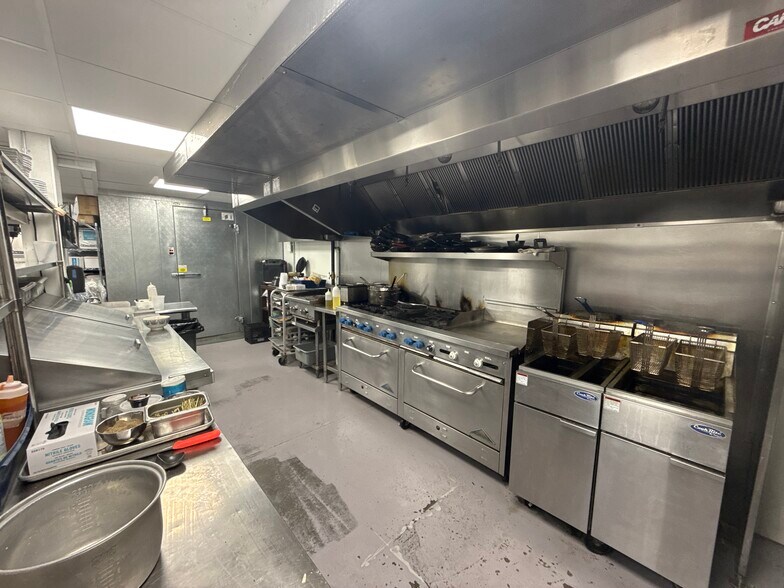More Photos Of 15-21 3rd St, Dover Apartments For Lease