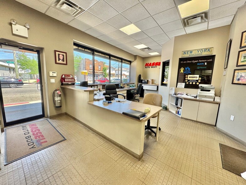 More Photos Of 14610 Guy R Brewer Blvd, Jamaica Warehouse For Sale