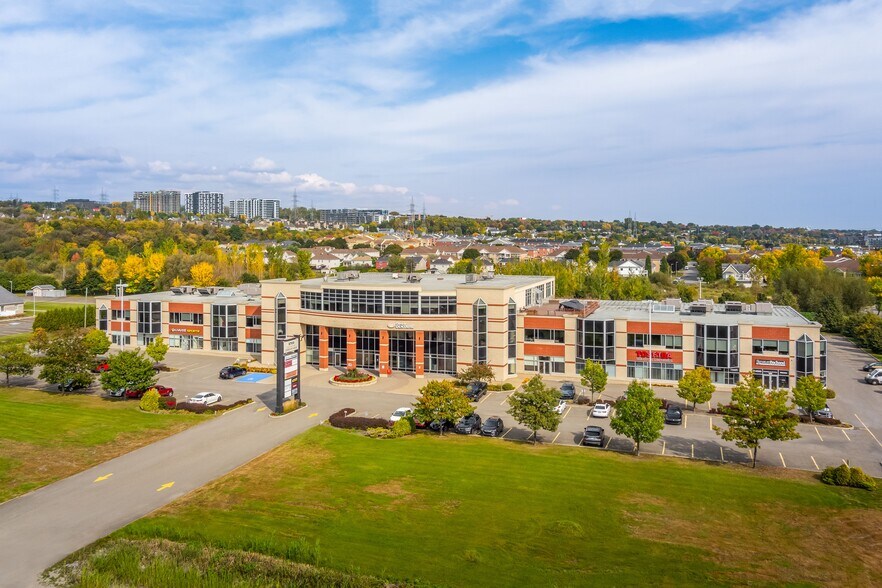 More Photos Of 6700 Boul Pierre-Bertrand, Québec Office For Lease