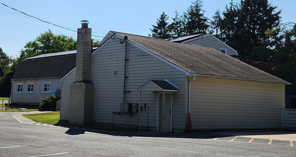 More Photos Of 4343 Spencerville Road, Burtonsville Lodge Meeting Hall For Sale