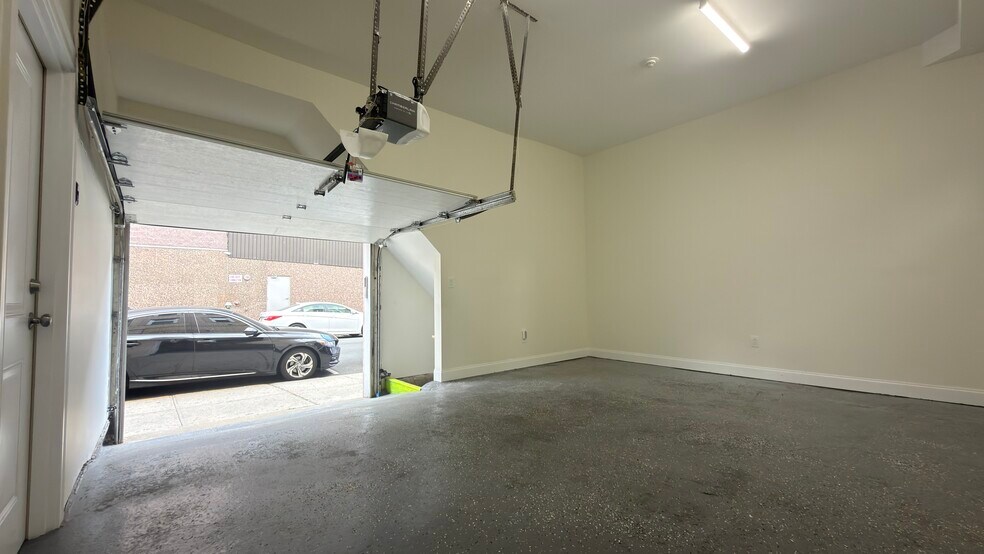 More Photos Of 5222 Bergenline Ave, West New York Storefront Retail Residential For Lease