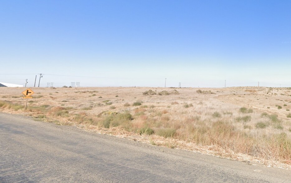 More Photos Of TBD N Railroad Ave, Pasco Land For Sale