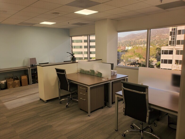 More Photos Of 700 N Brand Blvd, Glendale Office For Lease