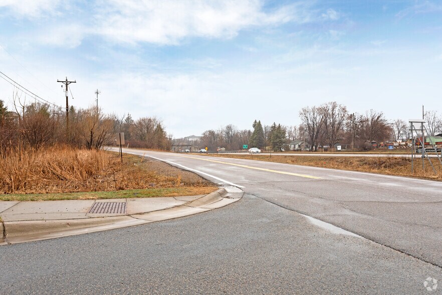 More Photos Of 18910 Hamel Rd, Plymouth Freestanding For Lease