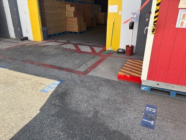 More Photos Of 1115 Mercantile St, Oxnard Manufacturing For Sale