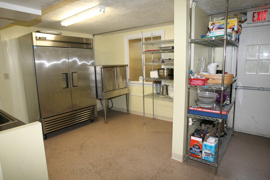 More Photos Of 10909 Chippewa Rd, Brecksville Religious Facility For Sale