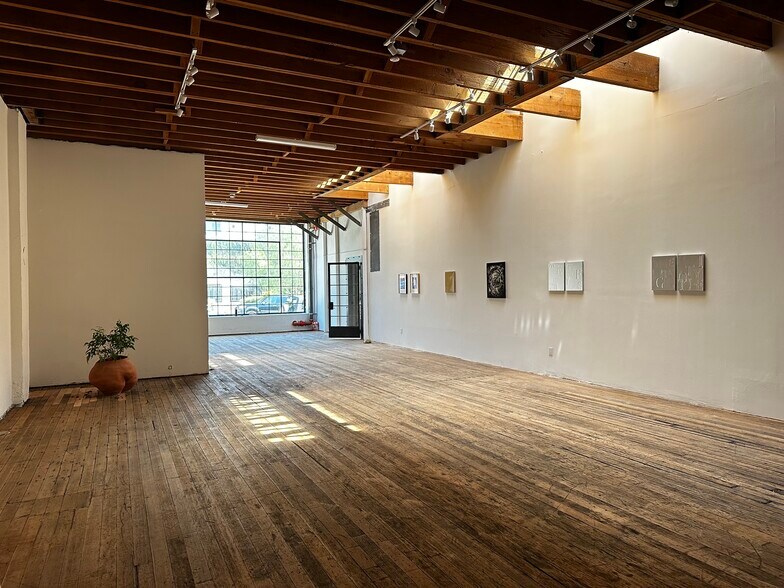 More Photos Of 1632-1634 W Temple St, Los Angeles Storefront For Lease