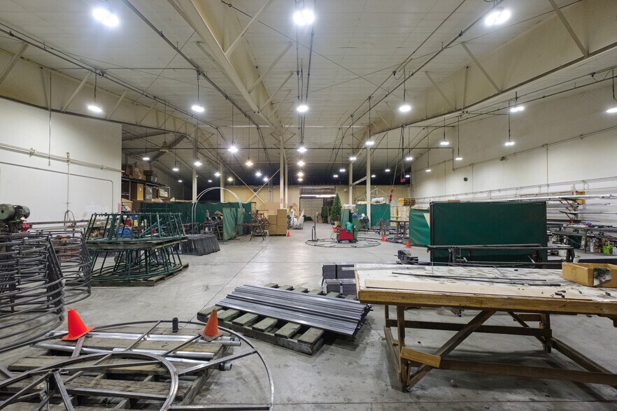 More Photos Of 1620-1720 W Airway Rd, Lebanon Manufacturing For Sale