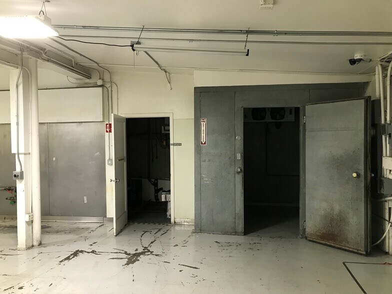 More Photos Of 6613 Hollis St, Emeryville Flex For Sale