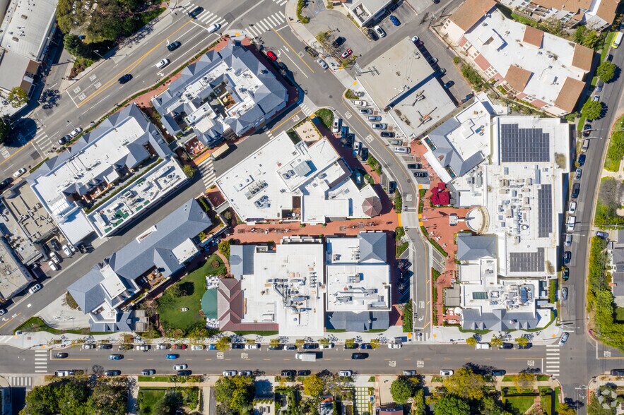 More Photos Of 1026 Swarthmore Ave, Pacific Palisades Storefront For Lease