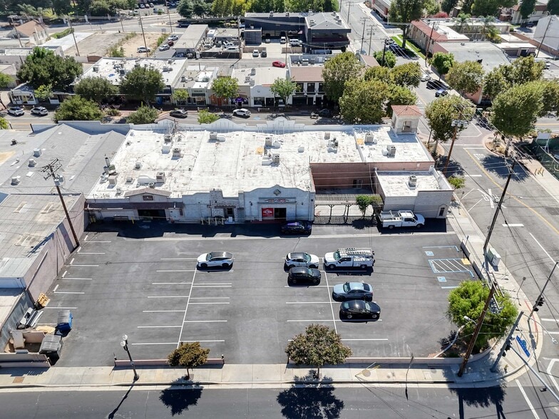 More Photos Of 24258-24274 Main St, Newhall Restaurant For Lease