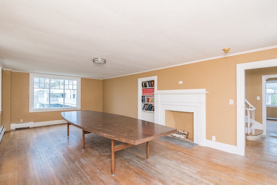 More Photos Of 154 S Mountain Rd, Northfield Schools For Sale