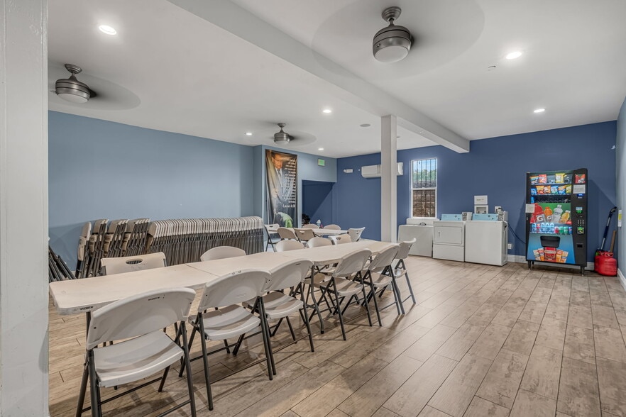 More Photos Of 1100 S Lorena St, Los Angeles Religious Facility For Sale