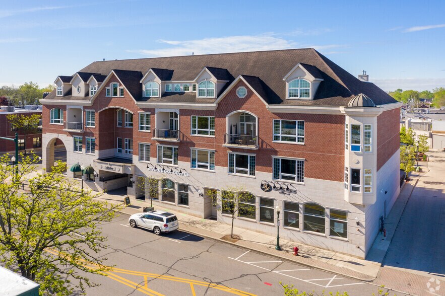 More Photos Of 801 W Ann Arbor Trl, Plymouth Office For Lease