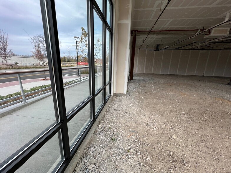 More Photos Of 1400 Main St, Clarksville Apartments For Lease