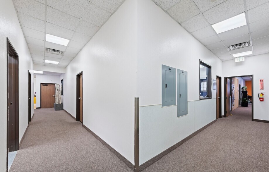 More Photos Of 6056 Corte Del Cedro, Carlsbad Warehouse For Sale