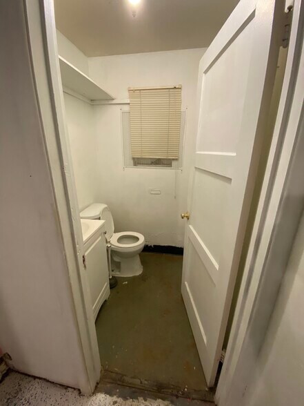 More Photos Of 423-427 S Bascom Ave, San Jose Unknown For Lease