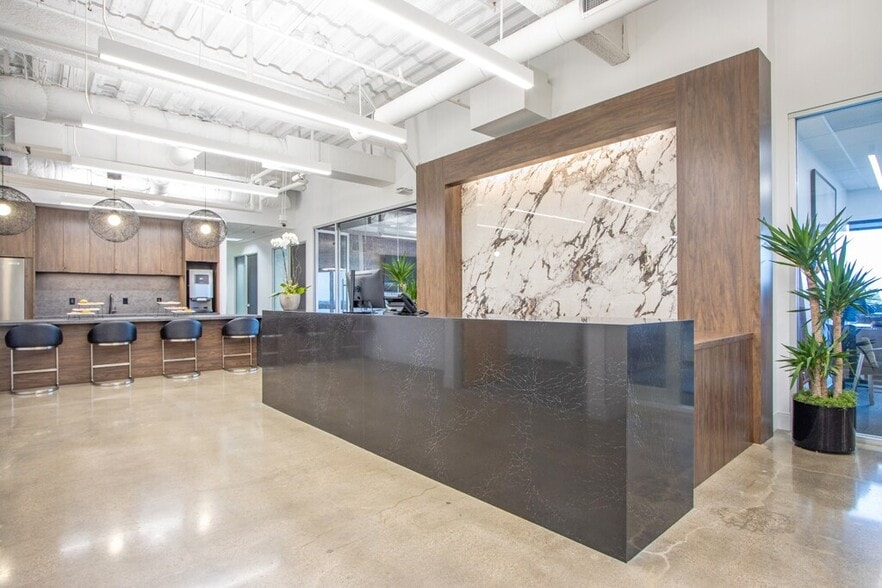 More Photos Of 1230 Rosecrans Ave, Manhattan Beach Coworking Space