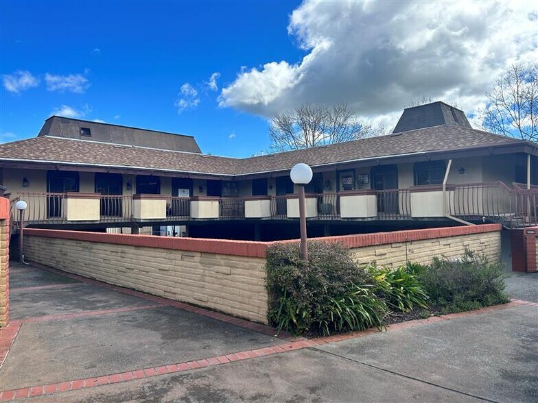 More Photos Of 880 Las Gallinas Ave, San Rafael Medical For Lease