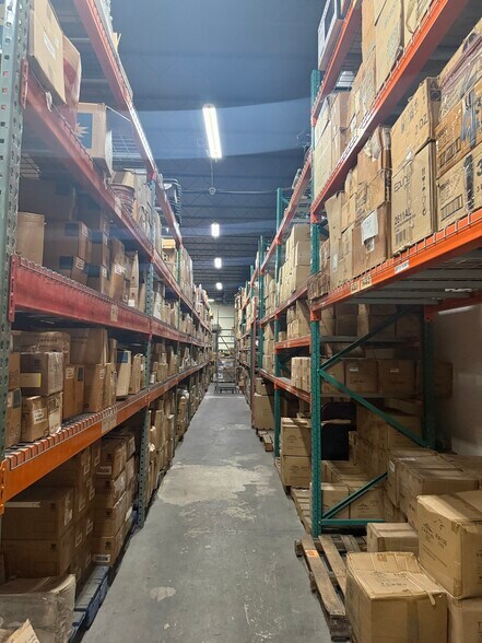 More Photos Of 3771 NW 51st St, Miami Warehouse For Sale