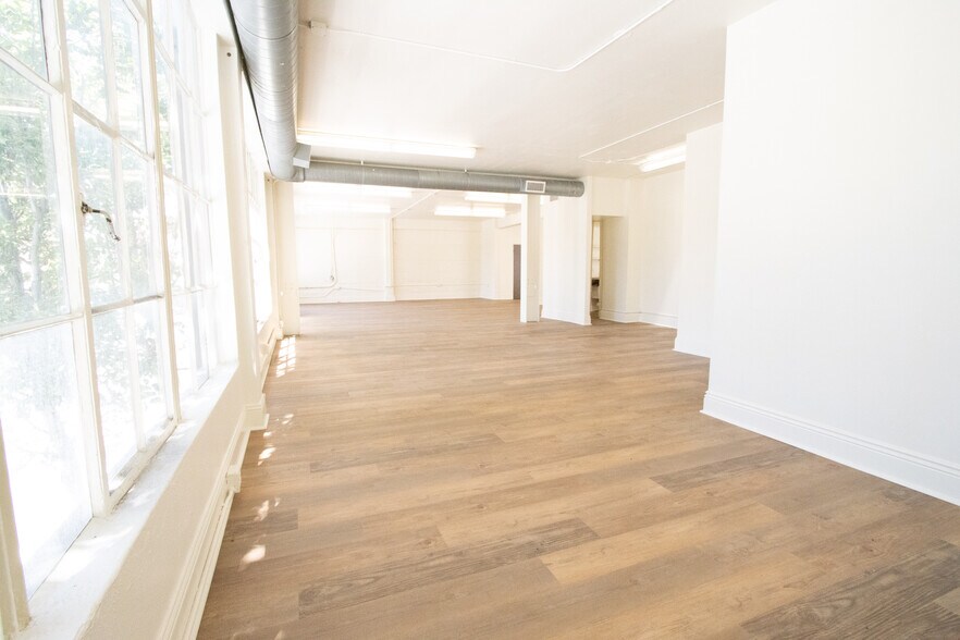 More Photos Of 797-799 Bryant St, San Francisco Storefront Retail Office For Lease
