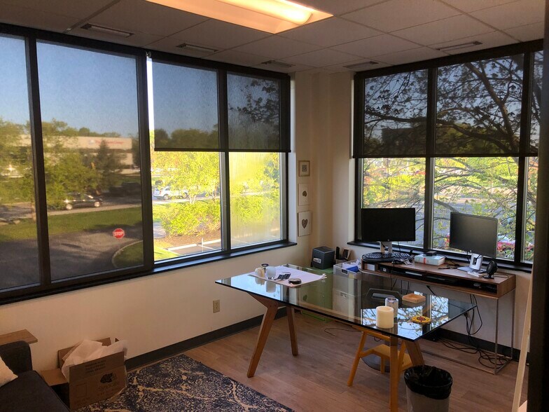 More Photos Of 8935 N Meridian St, Indianapolis Medical For Sale