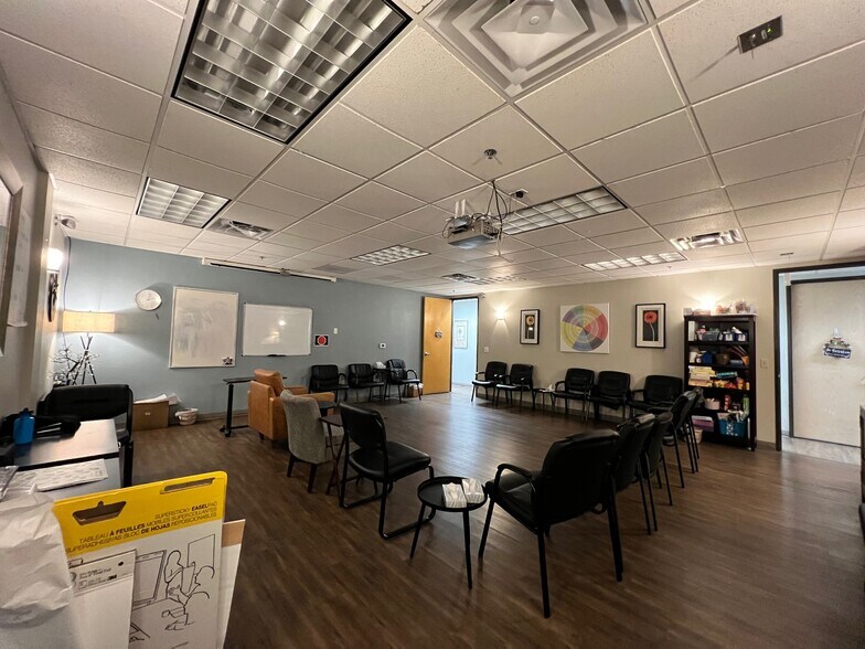 More Photos Of 7155 W Campo Bello, Glendale Office For Lease