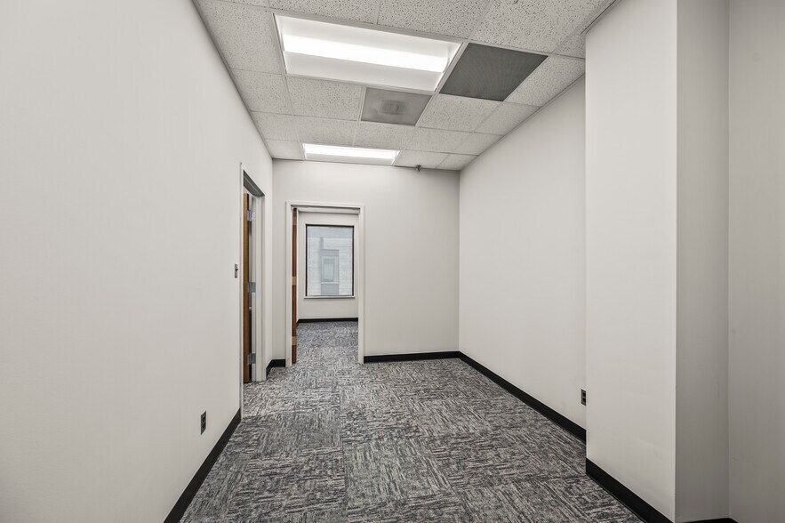 More Photos Of 8025 North Point Blvd, Winston-Salem Office For Lease