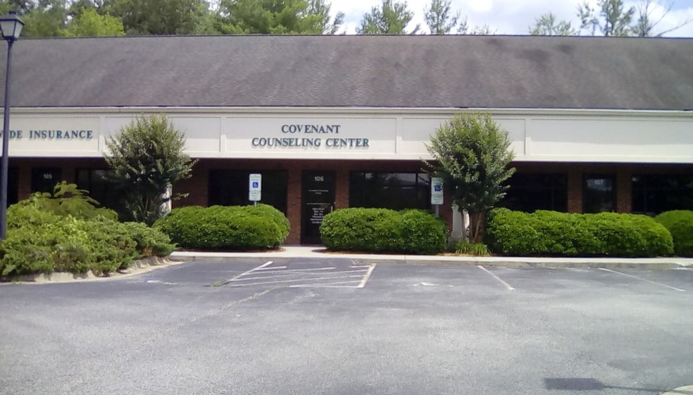 More Photos Of 1022 Hutton Ln, High Point Office For Lease
